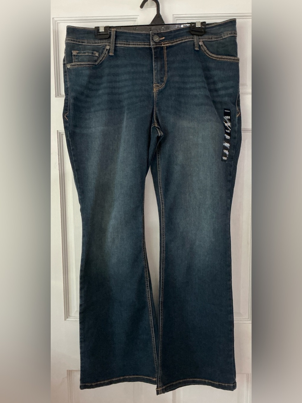 NEW TORRID JEANS - 18R